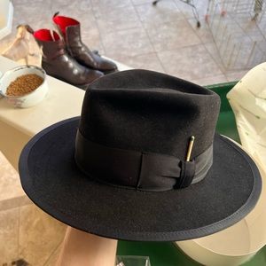 New/never worn Nick Fouquet hat. got it and it’s small for me. Bought for $1,495